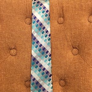 Van Heusen men’s tie